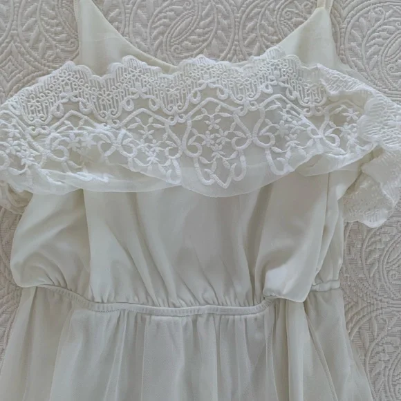 Trixxi Dress Juniors M White Cream Cut Out Back Lined Lace Adjustable Straps - Picture 5 of 16
